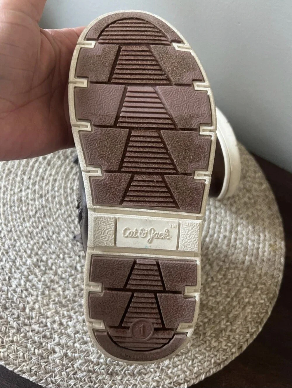 Cat & Jack Tennis Boots for Boys, Brown, Size 1. Kids shoes .